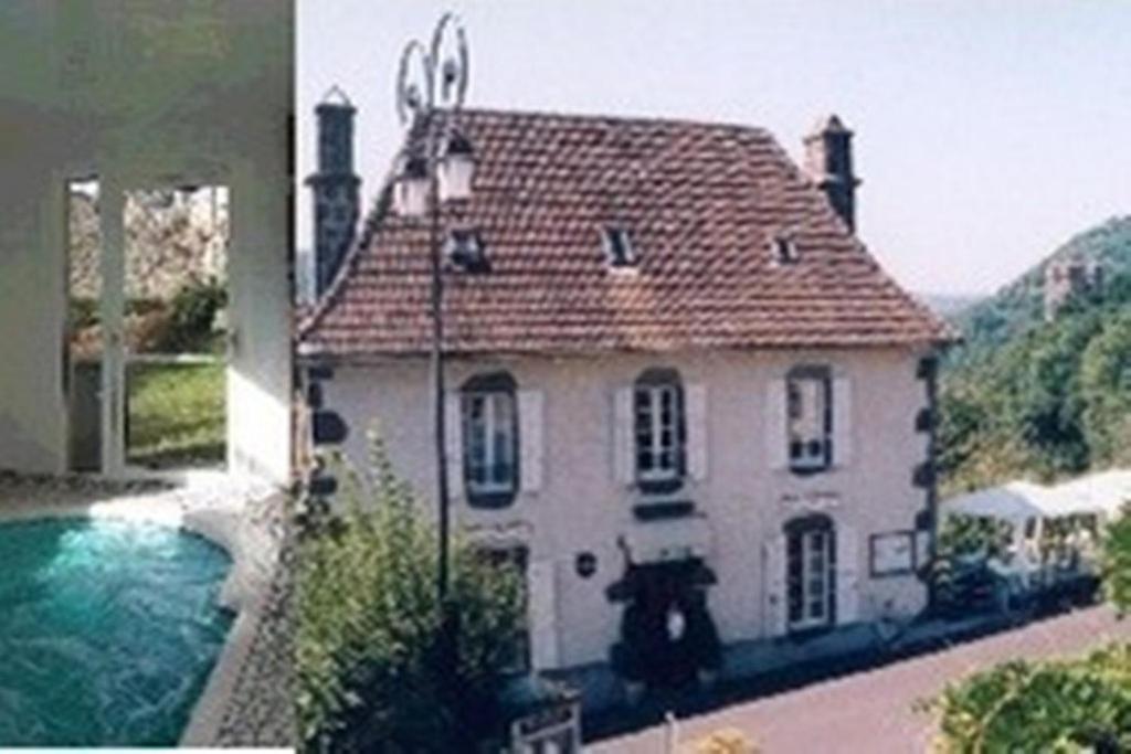 Auberge Hotel De Tournemire - Cantal Экстерьер фото