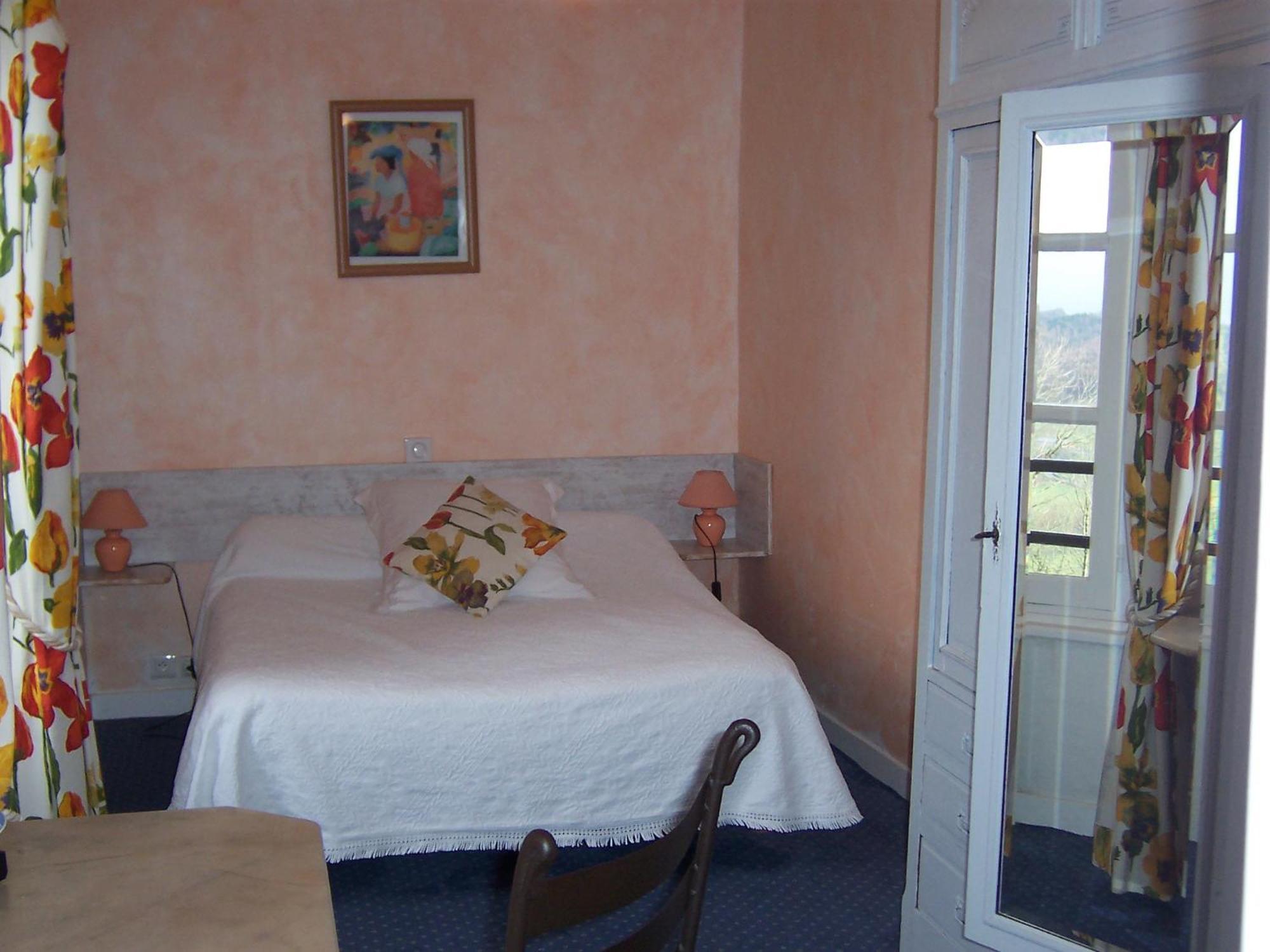 Auberge Hotel De Tournemire - Cantal Экстерьер фото